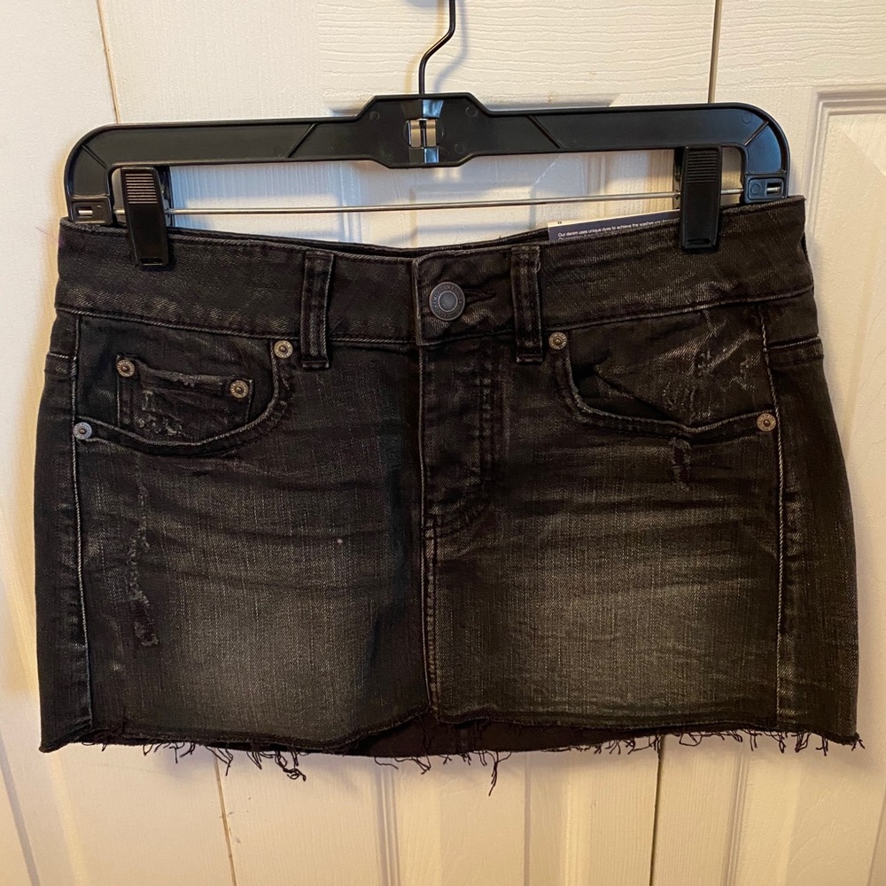 Mini dark jean skirt